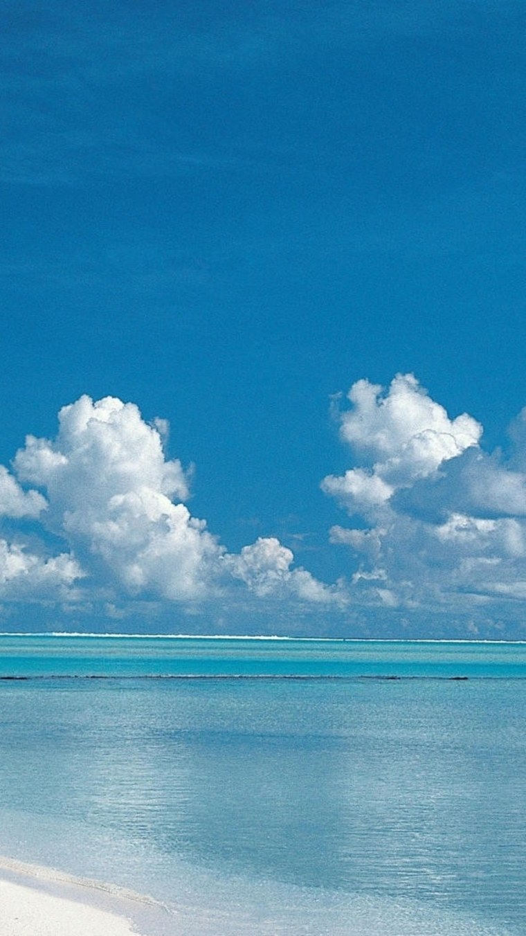 Темное море волны