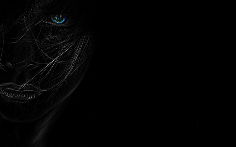 Глубокий черный