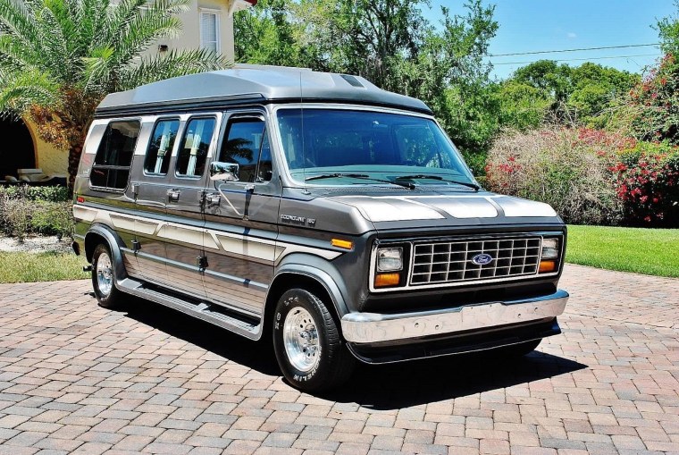 Ford Econoline 1990