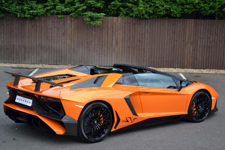 Lamborghini Aventador lp750-4 SV Roadster