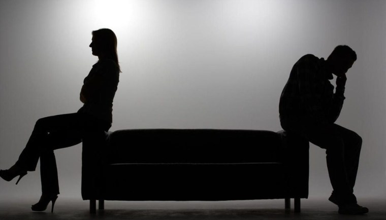 Ссора парня и девушки