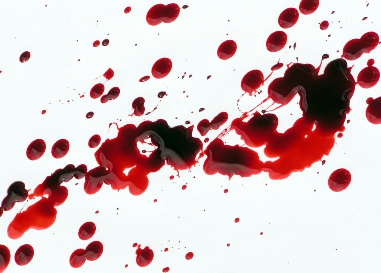 Брызги крови на черном фоне