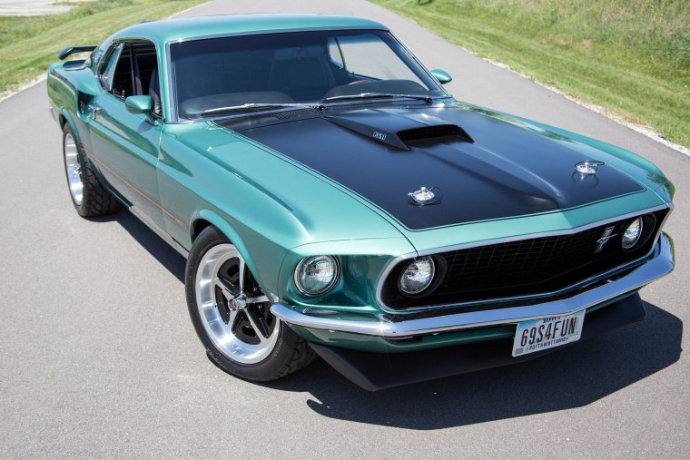 Форд Мустанг машина 1969