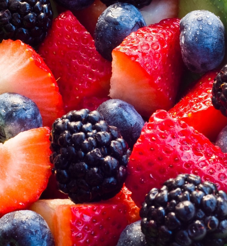 Красивые яркие фрукты