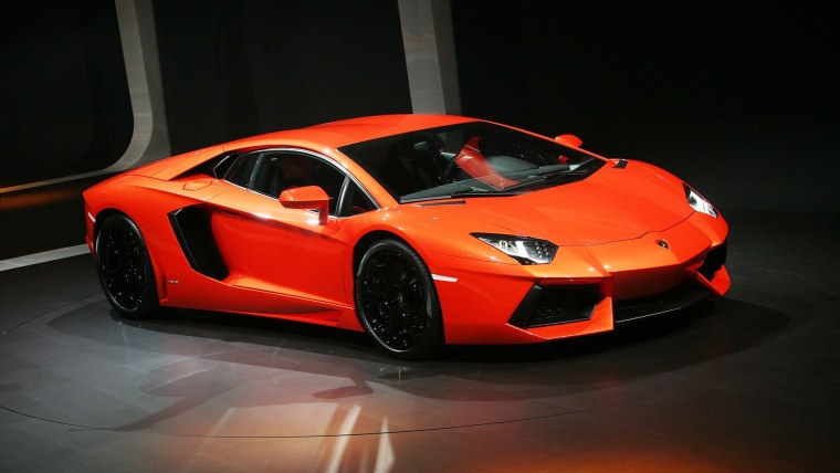 Lamborghini Aventador lp700-4 оранжевый