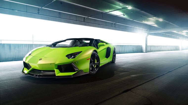 Lamborghini Aventador 2022