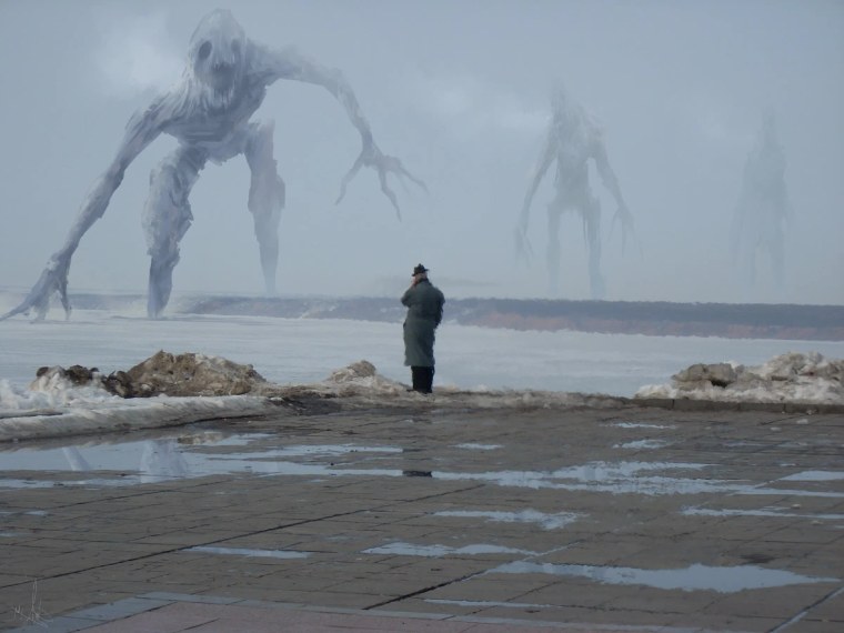 Огромный монстр в тумане