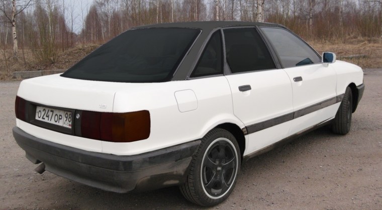 Ауди 80 бочка белая