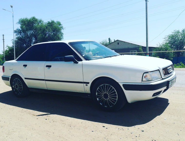 Ауди 80 бочка белая