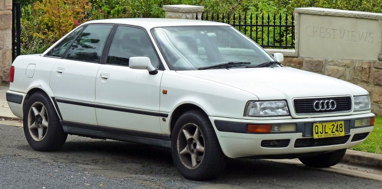 Ауди 100 б3 белая