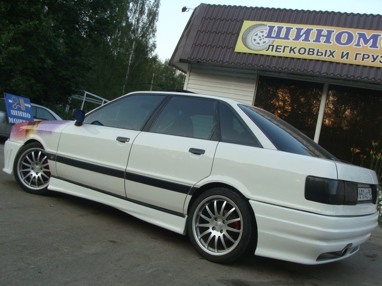 Ауди 80 б3 белая Сток