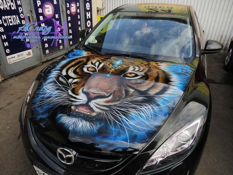 Татуированная машина аэрография