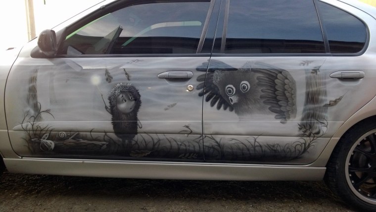 Аэрография на белом авто