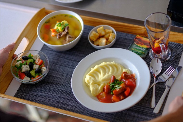 Обед в столовой