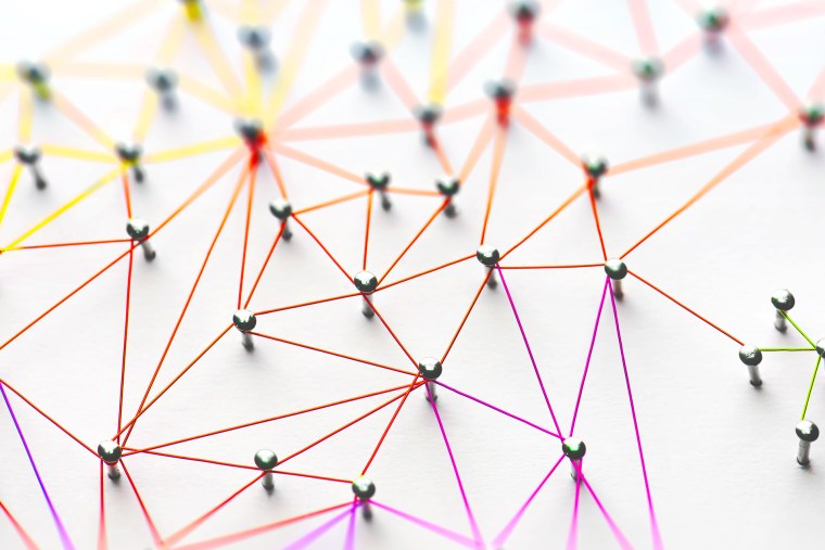 Много связей