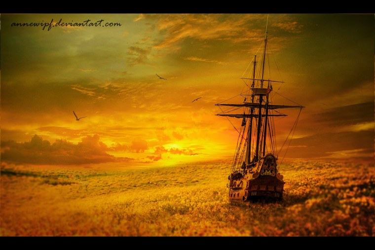 Облака корабль на закате