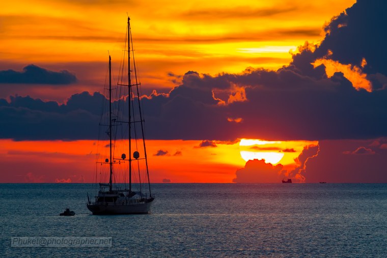 Закат на море