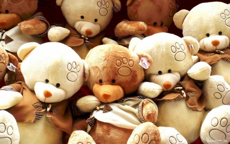 Мягкие игрушки много