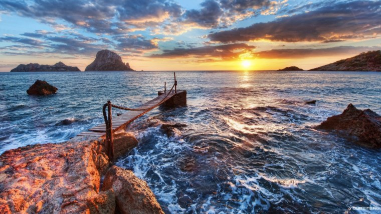 Море мыс вид на Горизонт