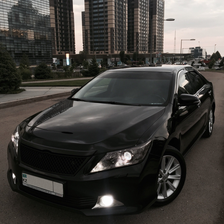 Camry 50 Black Edition