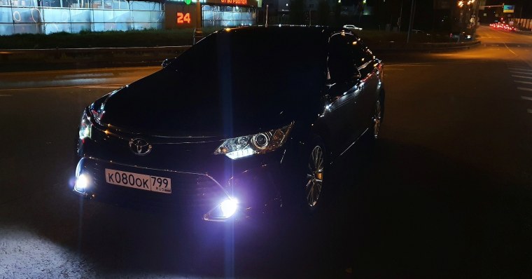 Тойота Камри 3.5 опер стайл