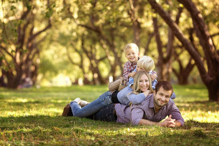 Семейная фотосессия на природе