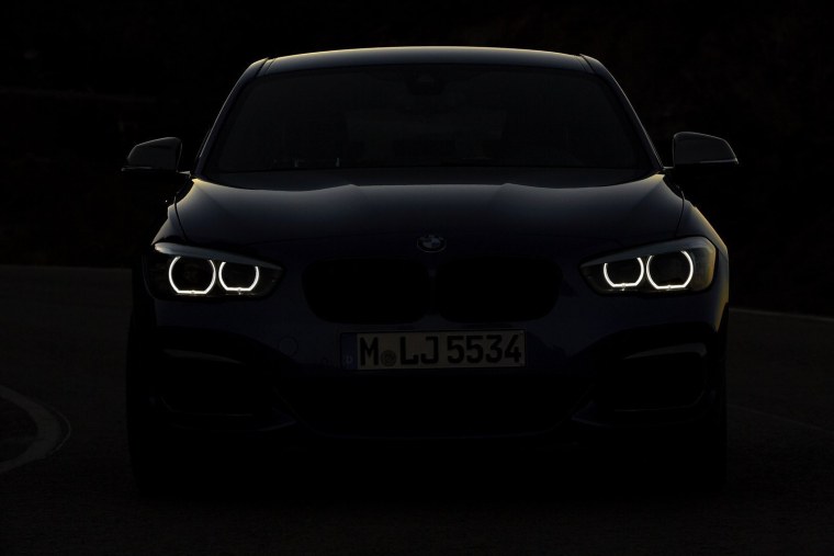 BMW m5 f10 в темноте