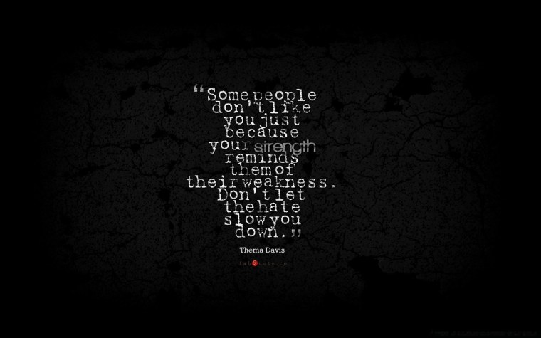 Цитаты на темном фоне