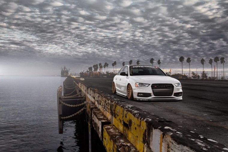 Три красивых машин