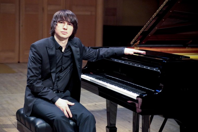 Константин Сероватов пианист