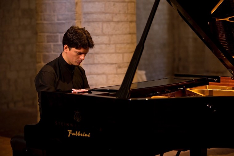 Тишак Мартин пианист