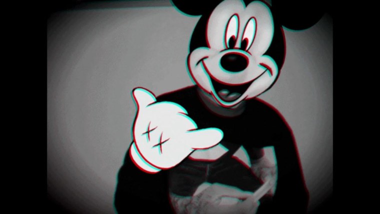 Микимаус с прессом