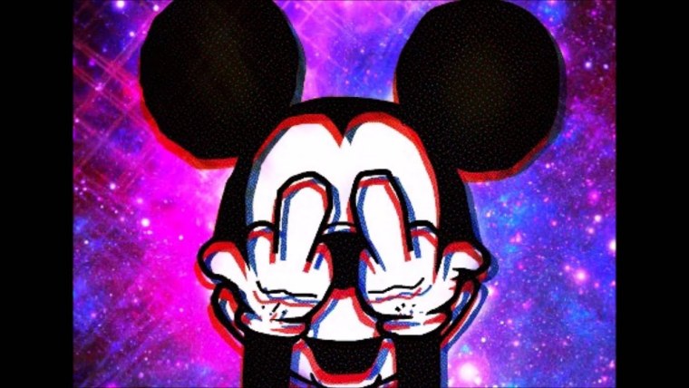 Микки Маус с коноплей