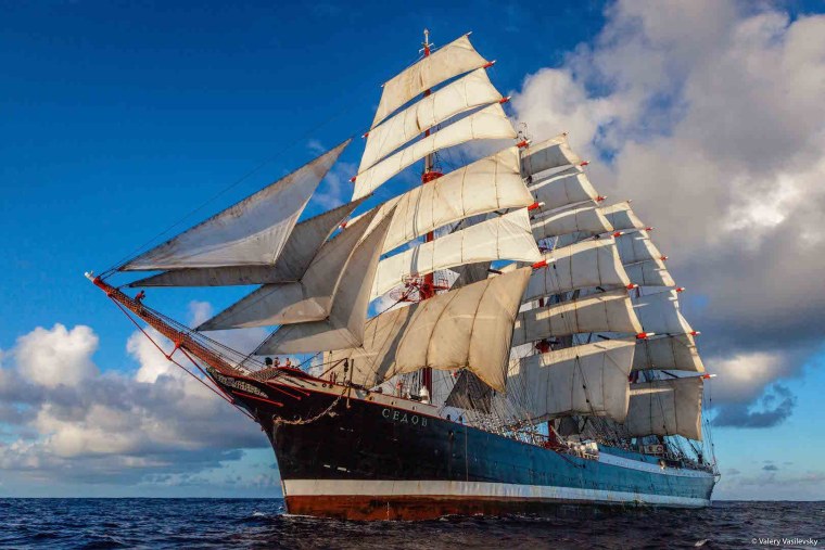 Парусный Барк Седов