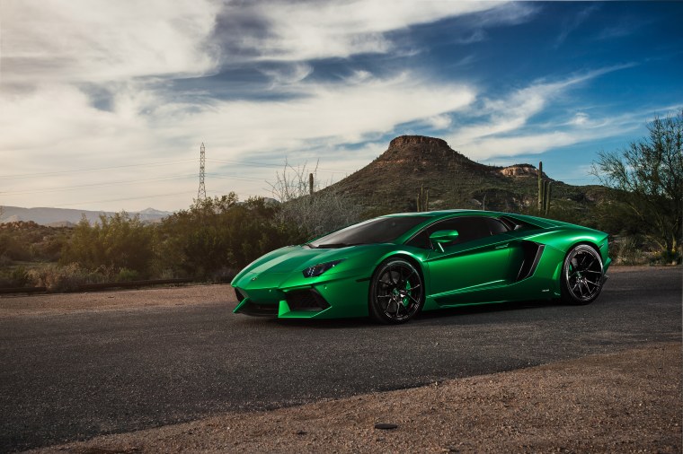 Lamborghini Aventador lp700-4 2011