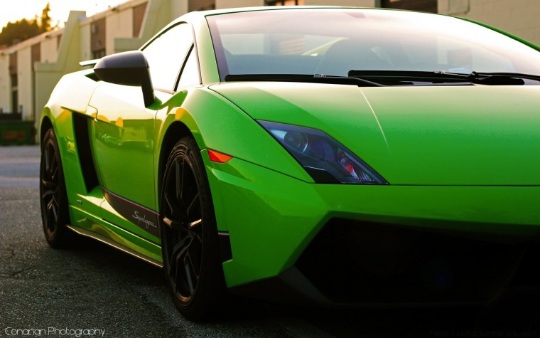 Ламборгини авентадор 2022