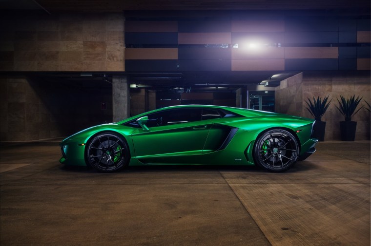 Lamborghini Aventador 4к Green