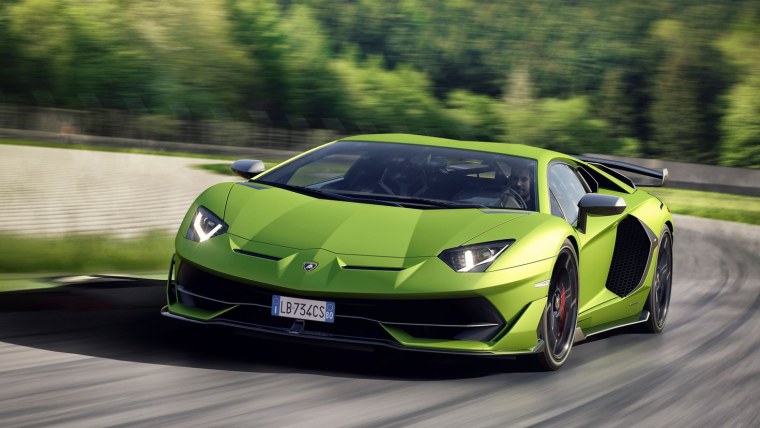 Lamborghini Aventador Roadster зелёная