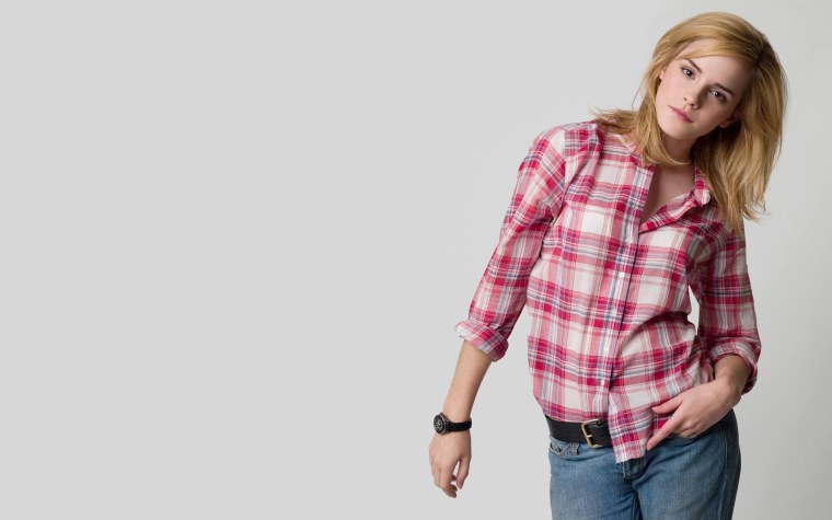 Эмма Уотсон в клетчатой рубашке