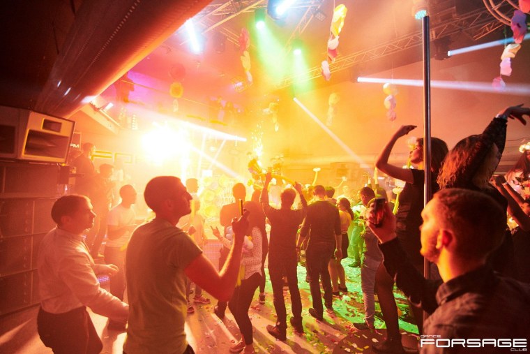 Фоторепортаж с клубной вечеринки