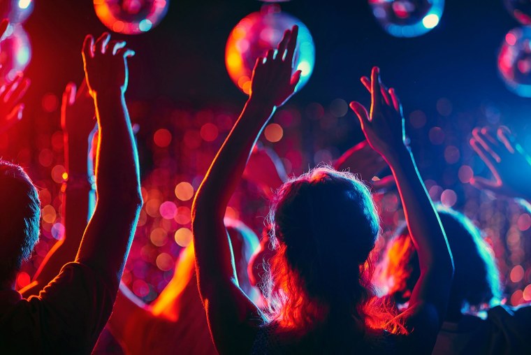 Ночной клуб танцы