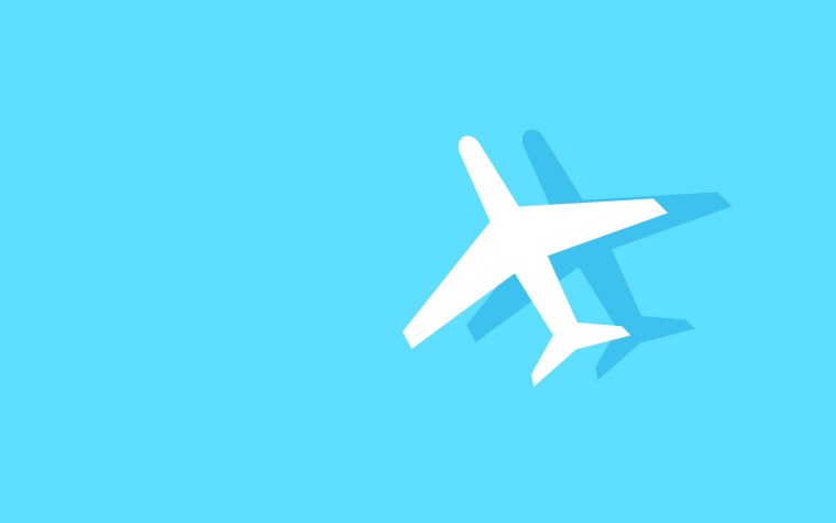 Самолетик на голубом фоне