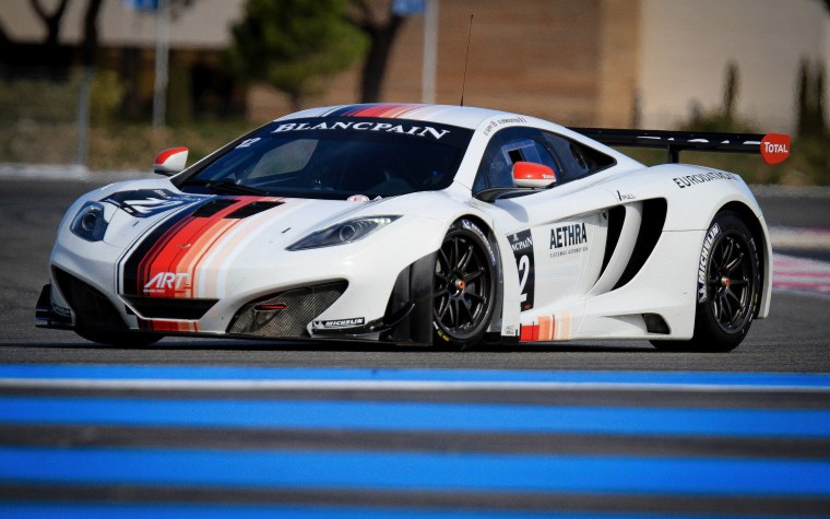 MCLAREN mp4-12c gt3