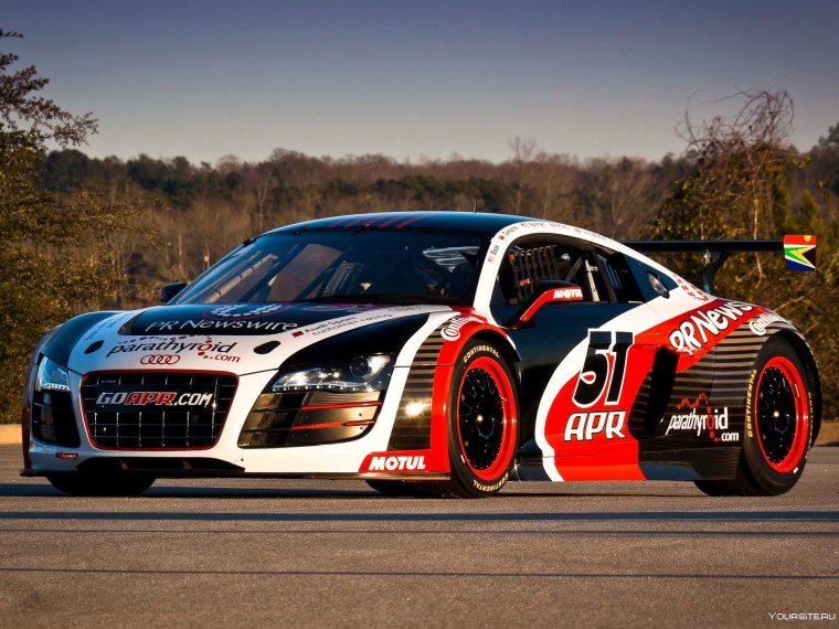 Audi r8 (гоночный прототип)