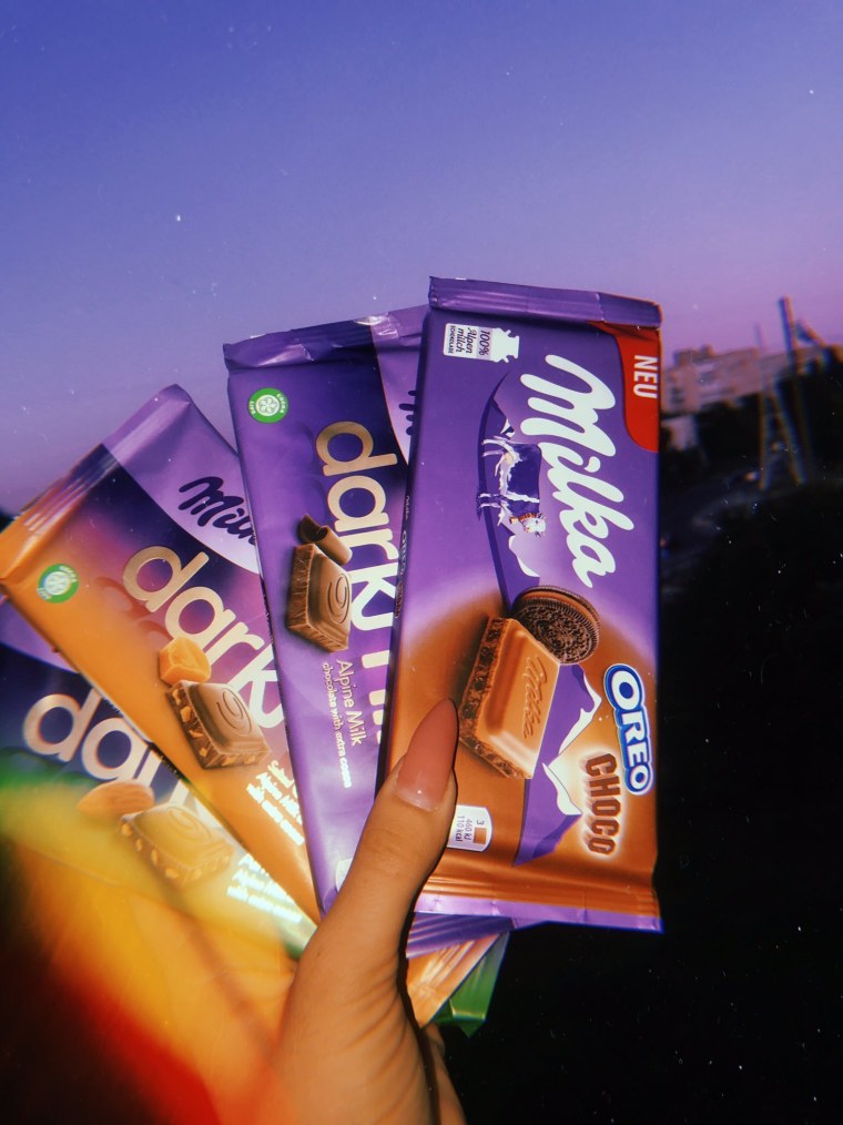 Шоколад Milka молочный и белый