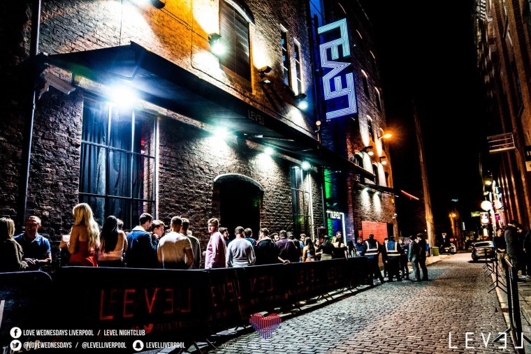 Клуб гача лайф фон ночной