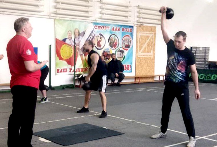 Гиря (спорт)