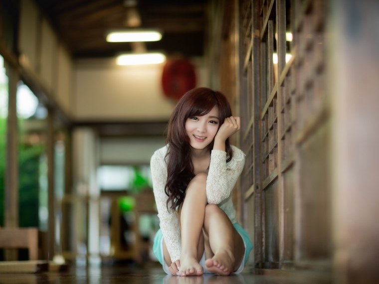 Азиатские девушки