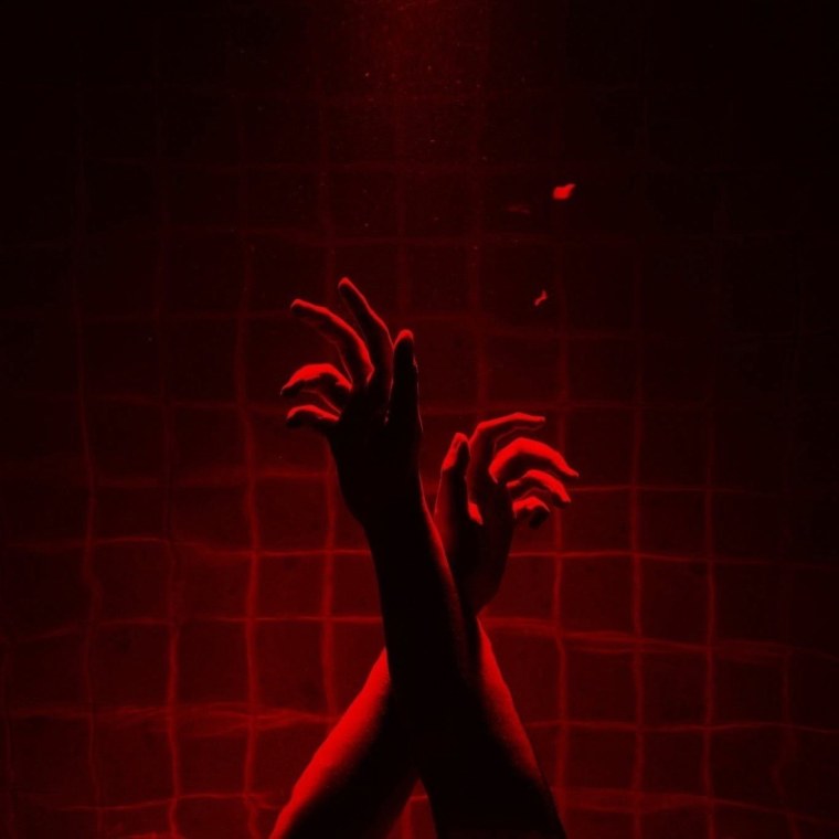 Девушка в Красном неоне