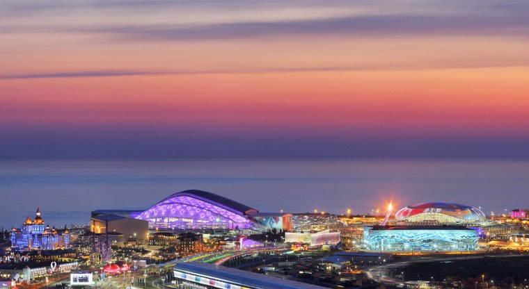 Вечерний Олимпийский парк Сочи